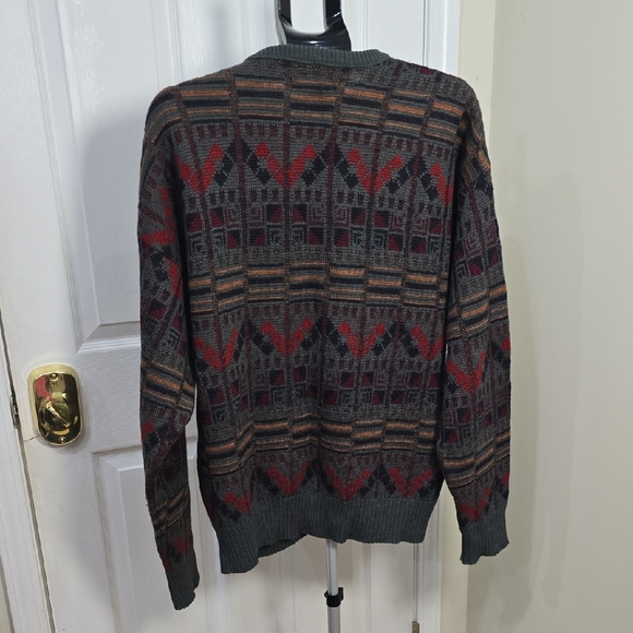 Pendleton Men's Geometric Crewneck Sweater - Red, Gray, and Brown 100% Wool XL - Picture 3 of 6